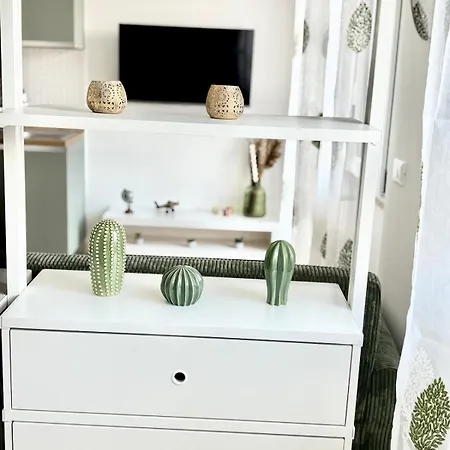 House Apartment *